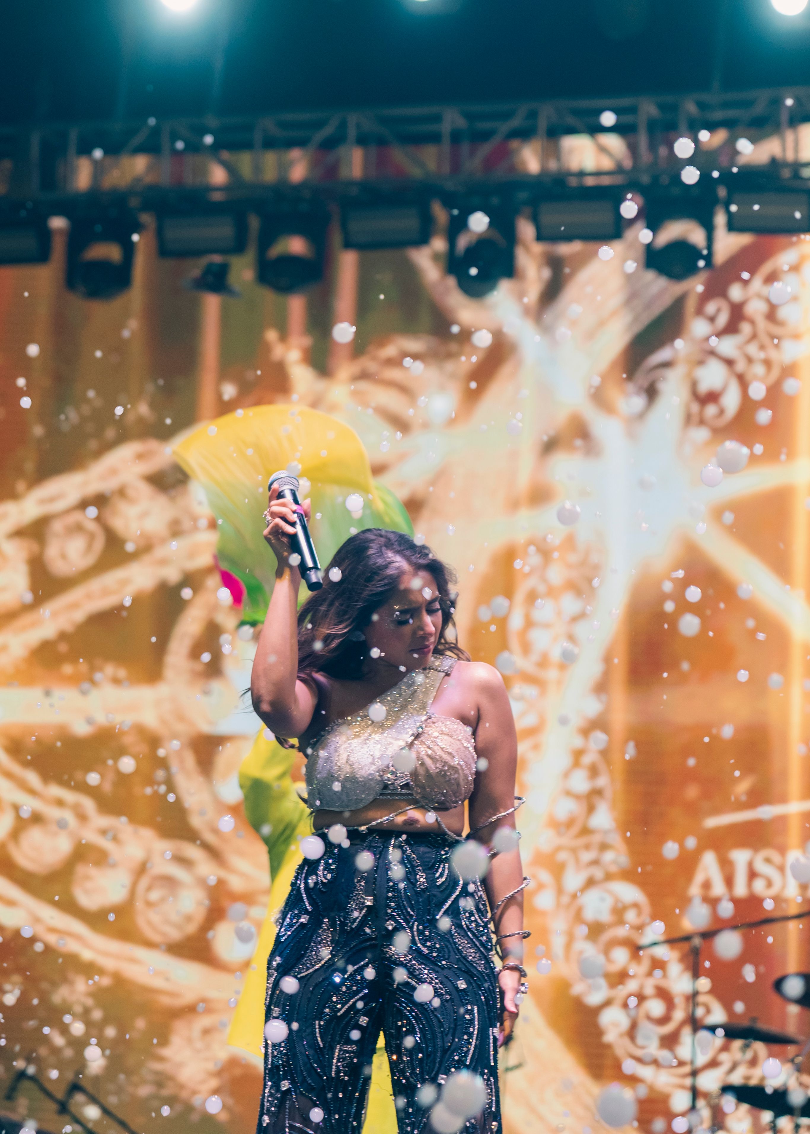 Aishwarya Majumdar Concert